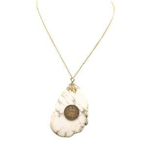 Vintage Howlite Stone Pendant Necklace with Coin & Gold Tone Choker Chain